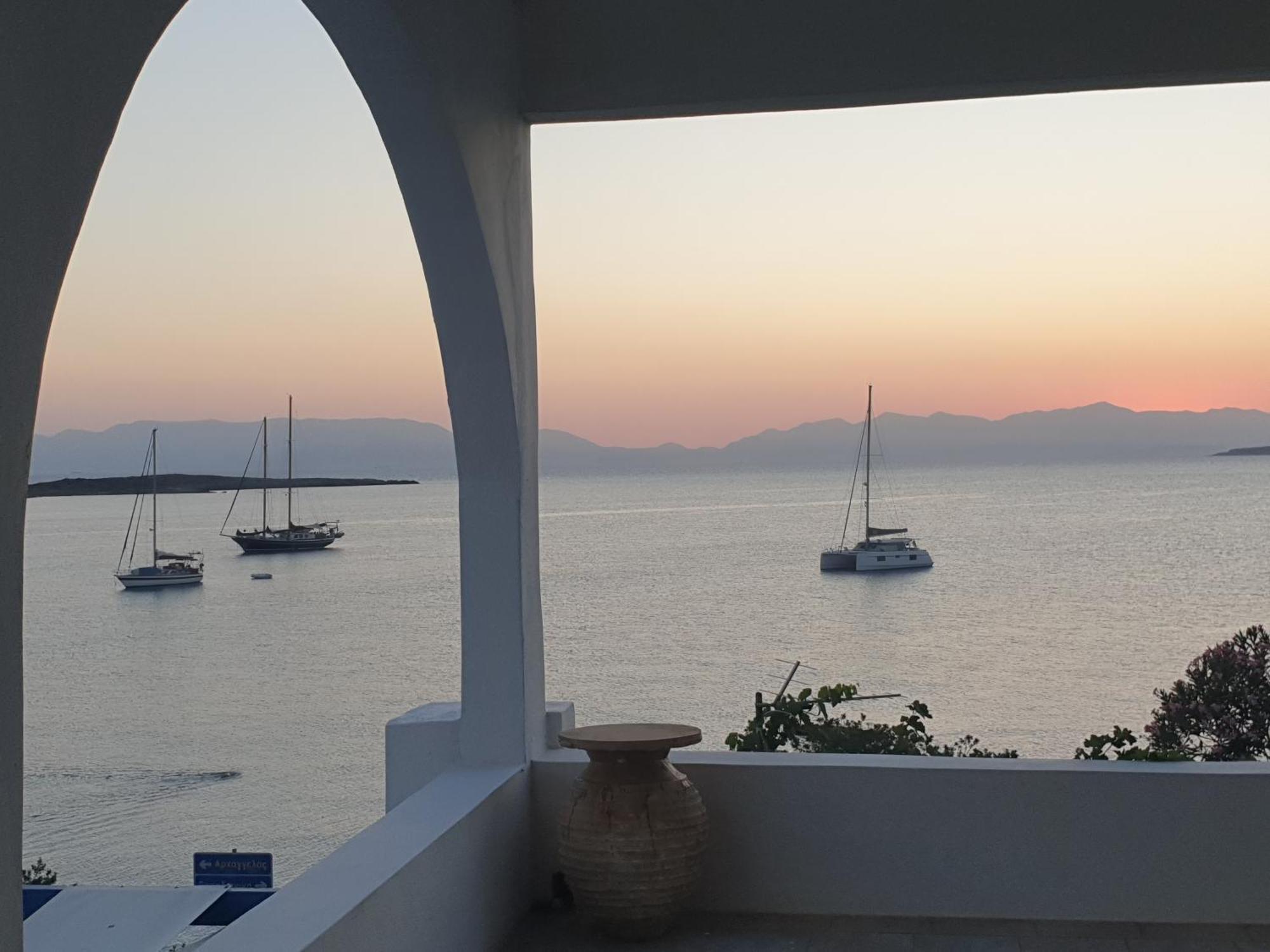Sunset Holiday House Архангелос Экстерьер фото